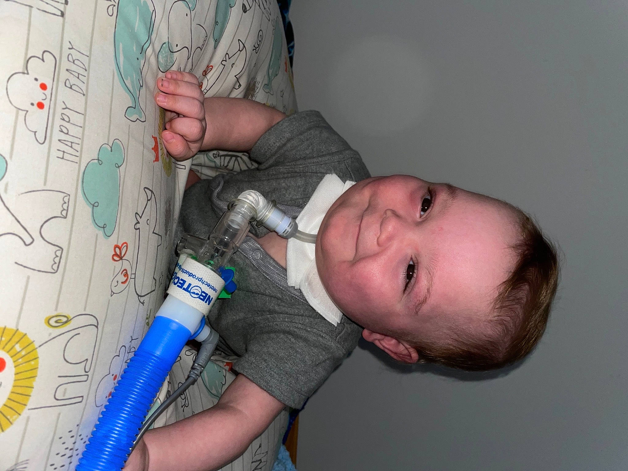 Christian is registered to the contest to win money with this photo: arm, baby, baby_products, chest, child, elbow, eyelash, finger, fun, gesture, handwriting, joy, mouth, nail, nose, person, room, skin, t_shirt, toddler