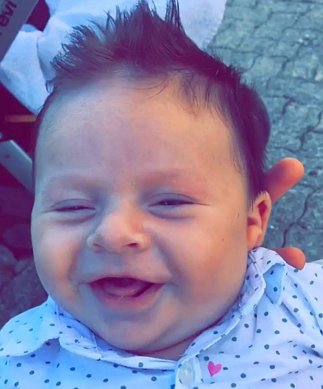 Lyzio a rejoint le concours — aidez-le/la à gagner de superbes lots ! baby, beauty, cheek, child, chin, cool, ear, eye, eyebrow, face, facial_expression, forehead, hair, hairstyle, head, lip, nose, person, skin, smile