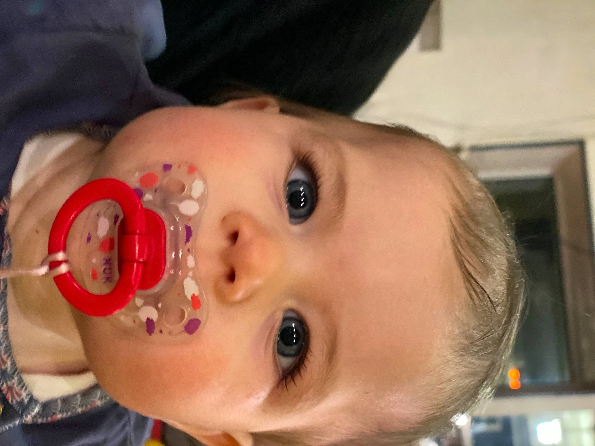 Cataleya a rejoint le concours — aidez-le/la à gagner de superbes lots ! baby, baby_toddler_clothing, cheek, child, chin, ear, eye, eyebrow, eyelash, face, facial_expression, forehead, iris, lip, mammal, mouth, neck, nose, person, skin