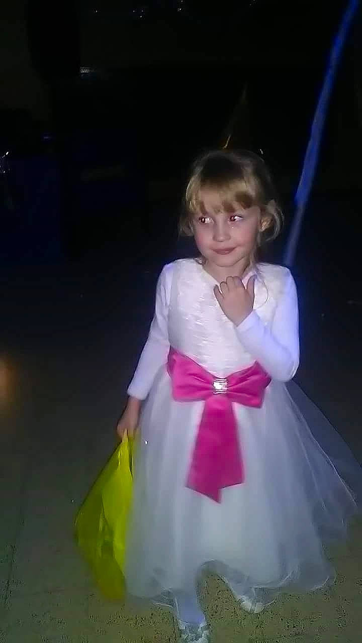 Sorina a rejoint le concours — aidez-le/la à gagner de superbes lots ! ballet_tutu, beauty, child, clothing, costume, day, dress, emotion, fun, girl, happiness, human_hair_color, iris, lady, performance, person, pink, product, skin, smile