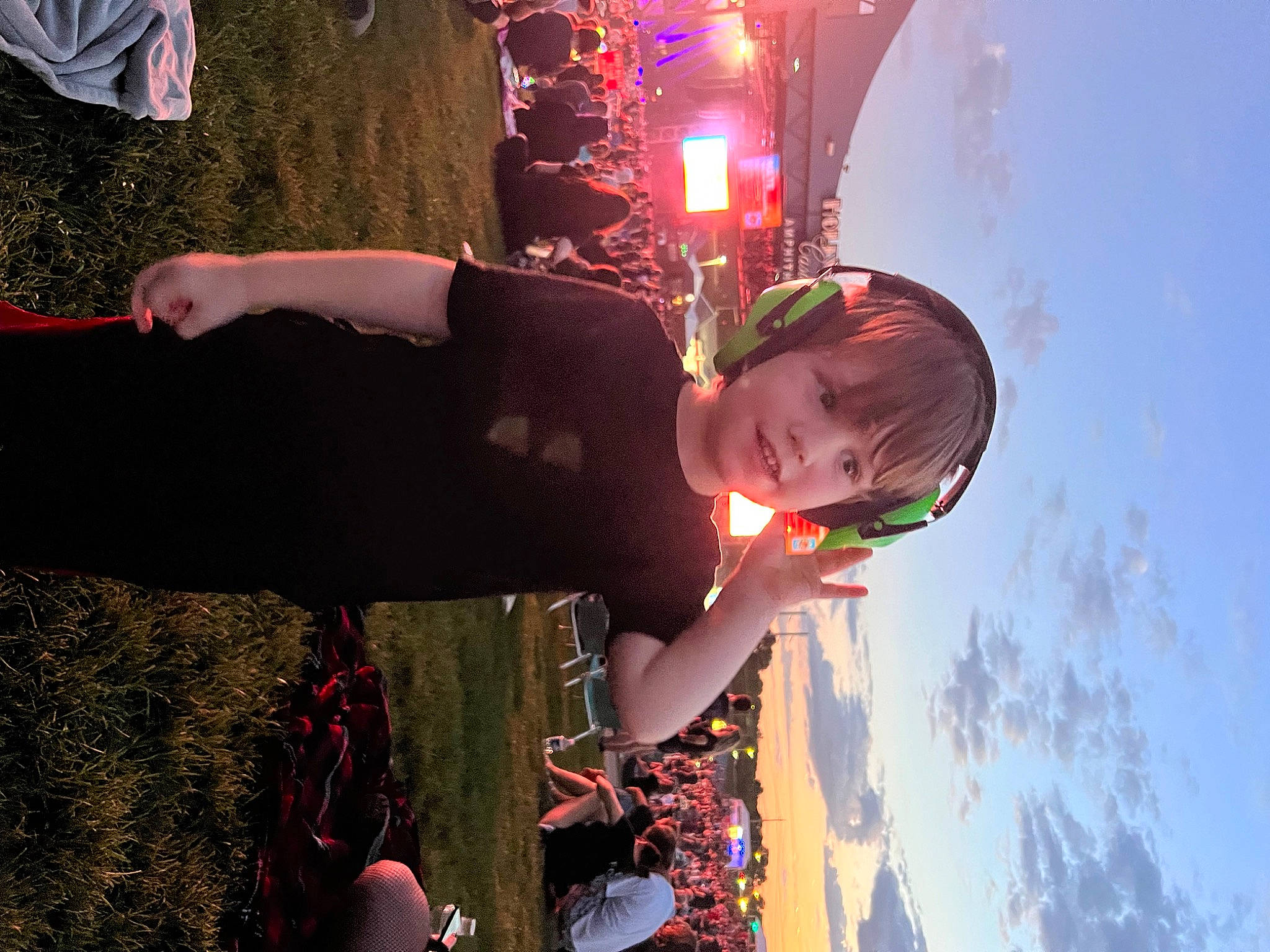 Jordan is registered to the contest to win money with this photo: child, cloud, entertainment, event, flash_photography, fun, happy, joy, leisure, lens_flare, light, lighting, magenta, person, photograph, pink, plant, red, sky, snapshot