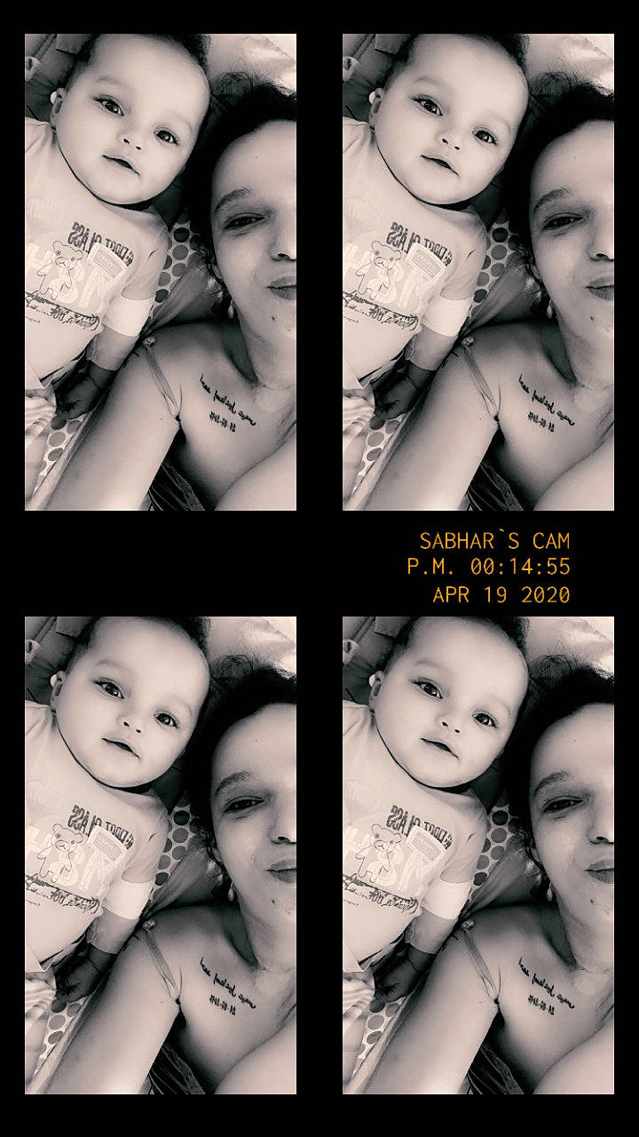 Elydjah a rejoint le concours — aidez-le/la à gagner de superbes lots ! art, beauty, black_and_white, child, face, facial_expression, friendship, gesture, happy, love, nose, person, photograph, photography, photomontage, portrait_photography, selfie, sibling, smile, snapshot