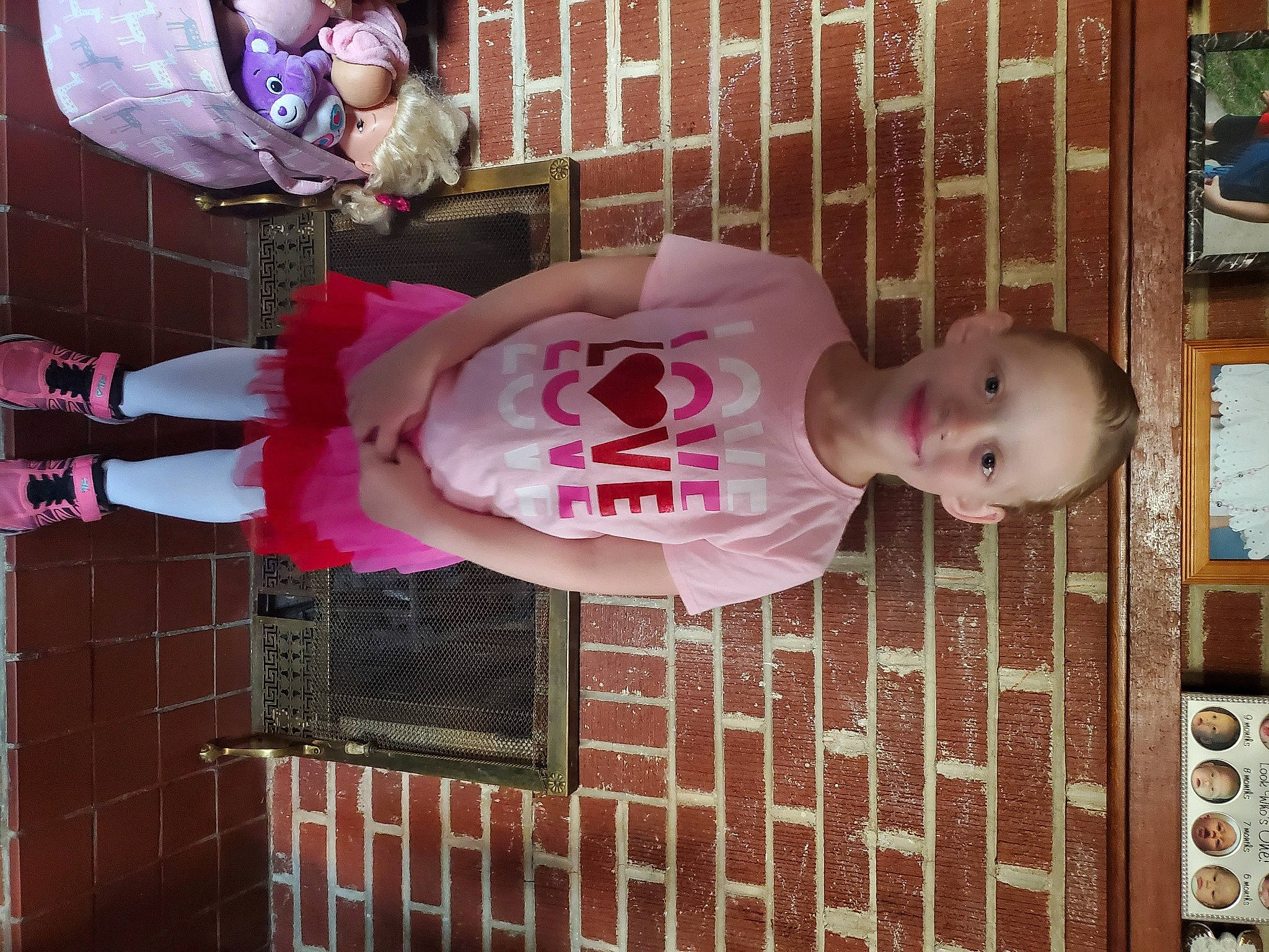 Amaya is registered to the contest to win money with this photo: baby, baby_toddler_clothing, carmine, child, flooring, fun, joy, magenta, pattern, person, photograph, photography, pink, room, snapshot, textile, toddler, toy, tree, vertebrate