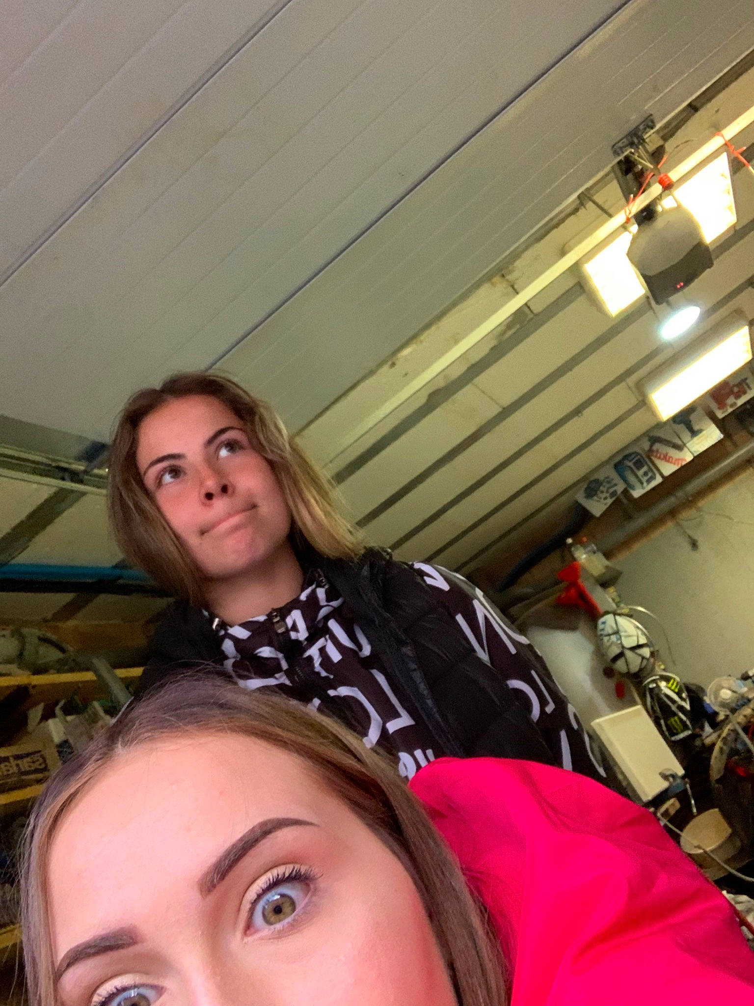 Timéa a rejoint le concours — aidez-le/la à gagner de superbes lots ! black_hair, blond, cheek, cosmetics, eyebrow, eyelash, eyewear, fun, happy, jaw, joy, leisure, lip, long_hair, makeover, mouth, organ, person, selfie, skin