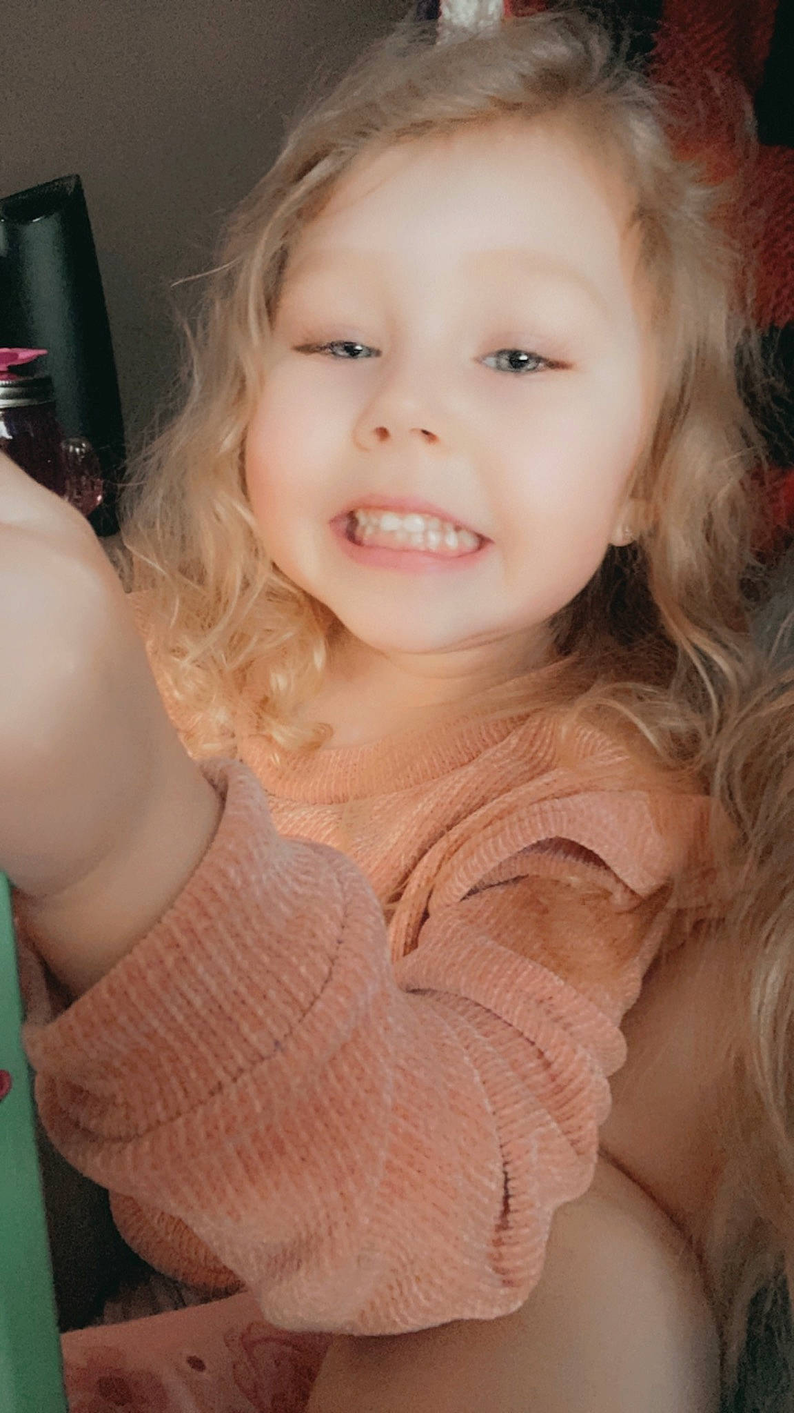 Gracelynn is registered to the contest to win money with this photo: cheek, chin, eye, eyebrow, eyelash, face, flash_photography, gesture, hair, hairstyle, head, iris, joy, lip, neck, nose, organ, person, pink, shoulder