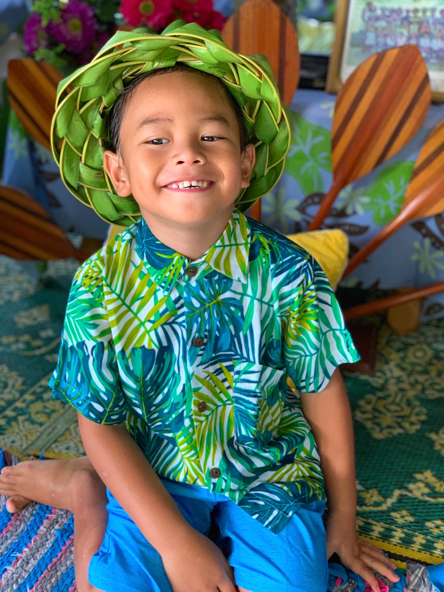 Nohorai participe au concours pour gagner de l'argent avec cette photo : adaptation, child, face, fashion_accessory, happy, headgear, joy, leaf, leisure, neck, people, person, plant, smile, summer, sun_hat, textile, toddler, vacation, yellow