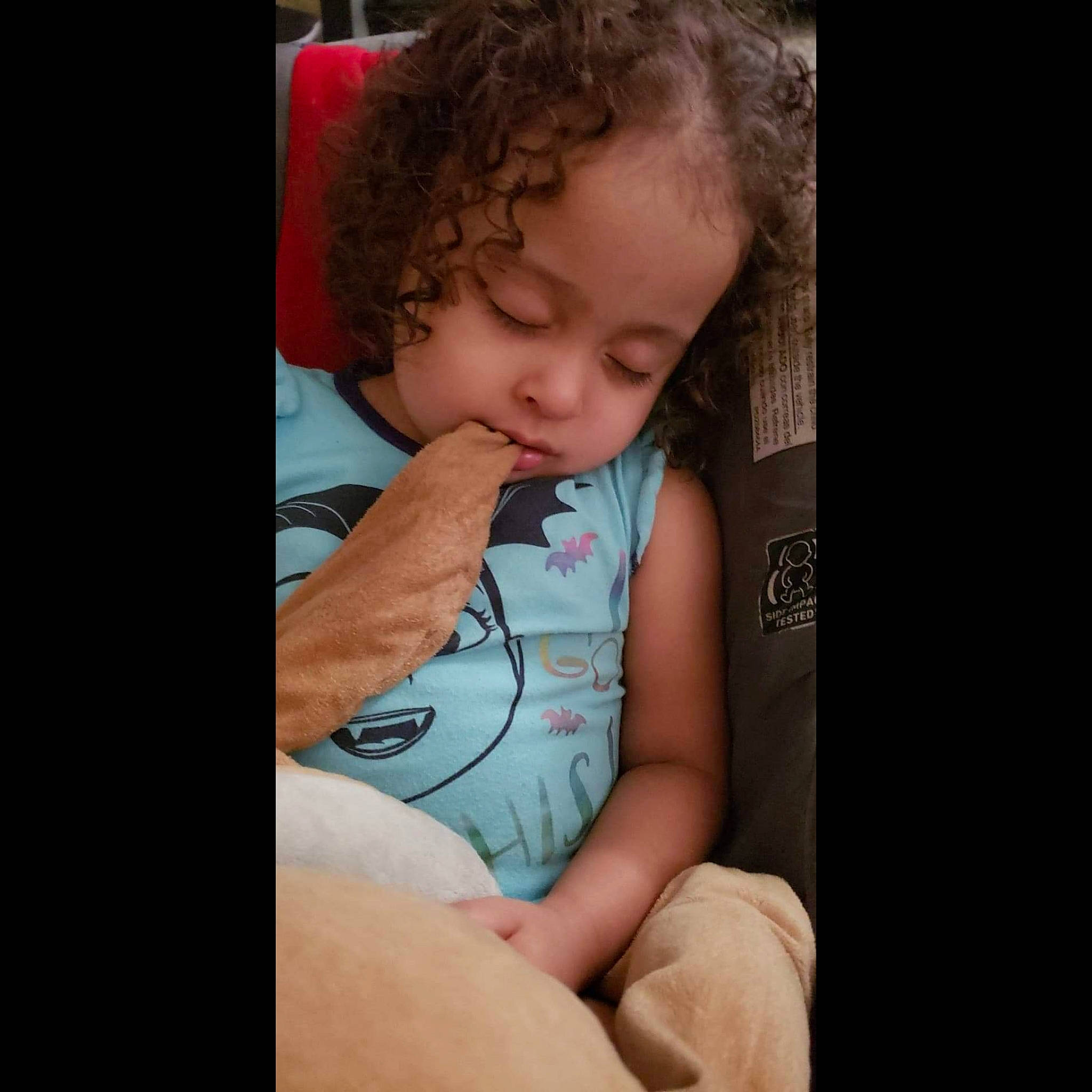 Jalina is registered to the contest to win money with this photo: arm, beauty, cheek, child, chin, ear, eye, face, finger, forehead, hair, hand, head, human, joint, lip, mouth, nose, person, skin