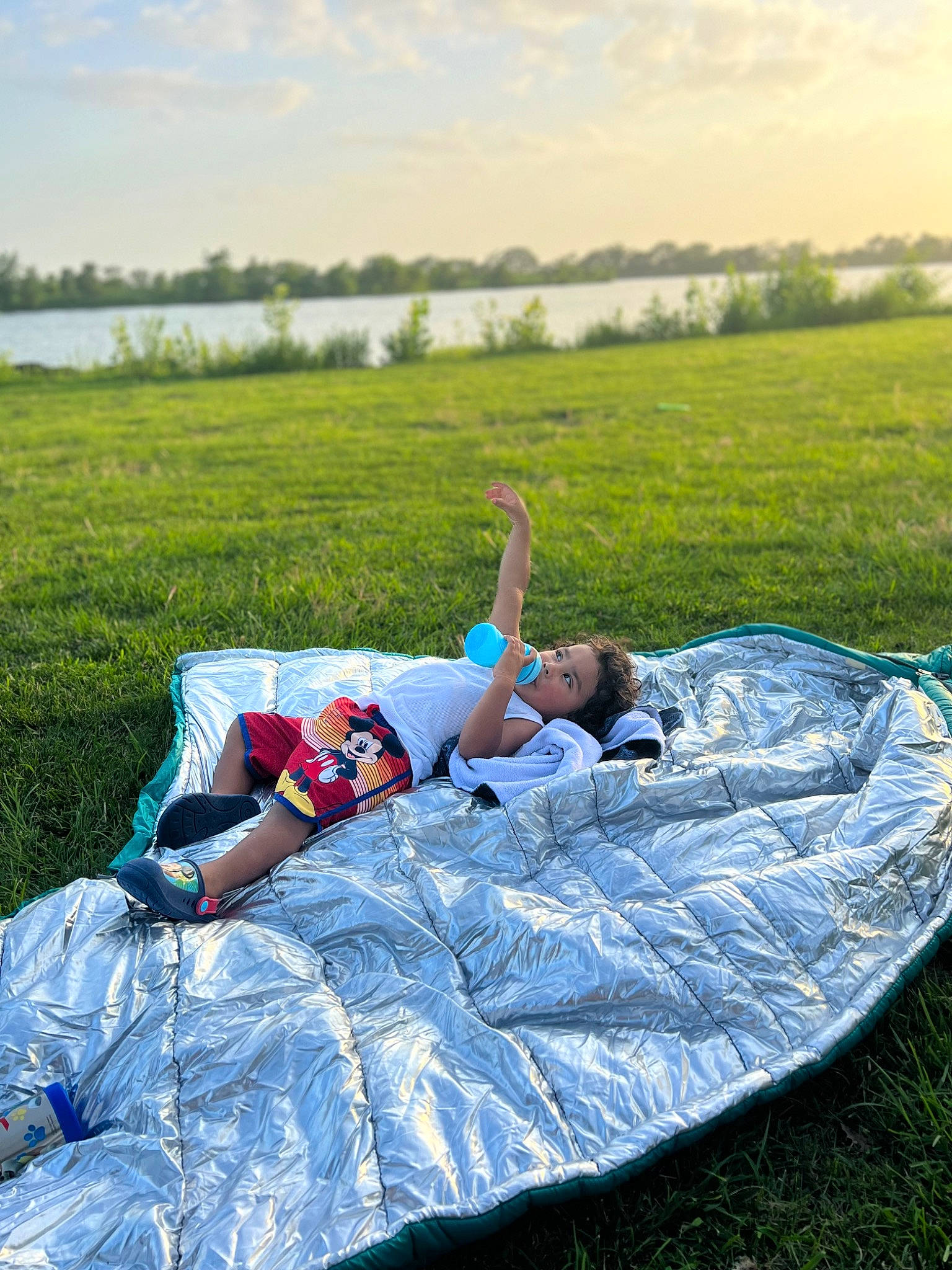 Chevéyo joined the competition — help win amazing prizes! cloud, electric_blue, event, fun, grass, grassland, happy, landscape, lawn, leisure, meadow, natural_landscape, people_in_nature, person, plant, prairie, recreation, sitting, sky, t_shirt