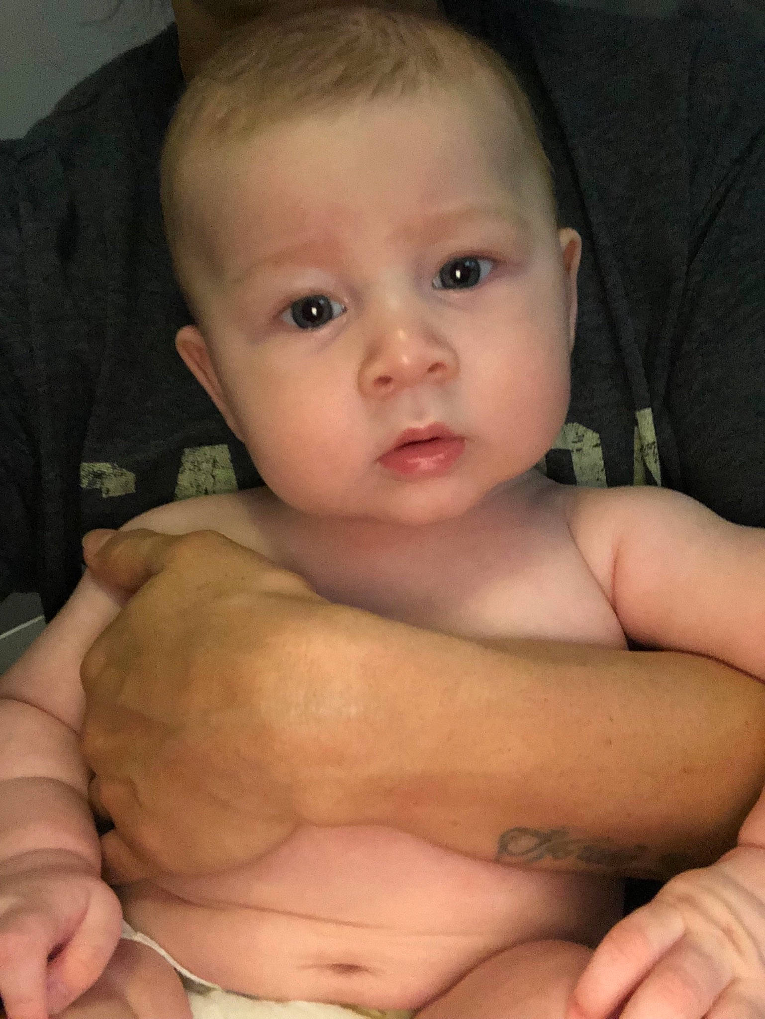 Matías is registered to the contest to win money with this photo: arm, baby, cheek, child, chin, eye, eyebrow, face, finger, forehead, hand, head, lip, mouth, muscle, nose, organ, person, skin, thumb