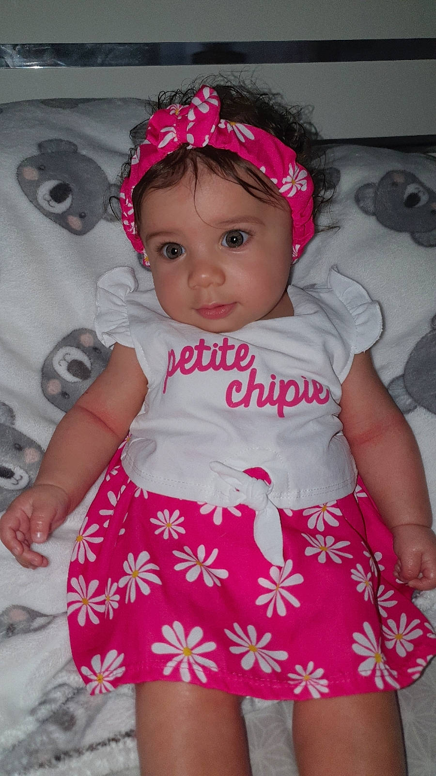 Keïssy participe au concours pour gagner de l'argent avec cette photo : baby, baby_toddler_clothing, cheek, child, clothing, day_dress, dress, eyelash, headwear, lip, magenta, one_piece_garment, organ, pattern, person, pink, product, skin, sleeve, textile