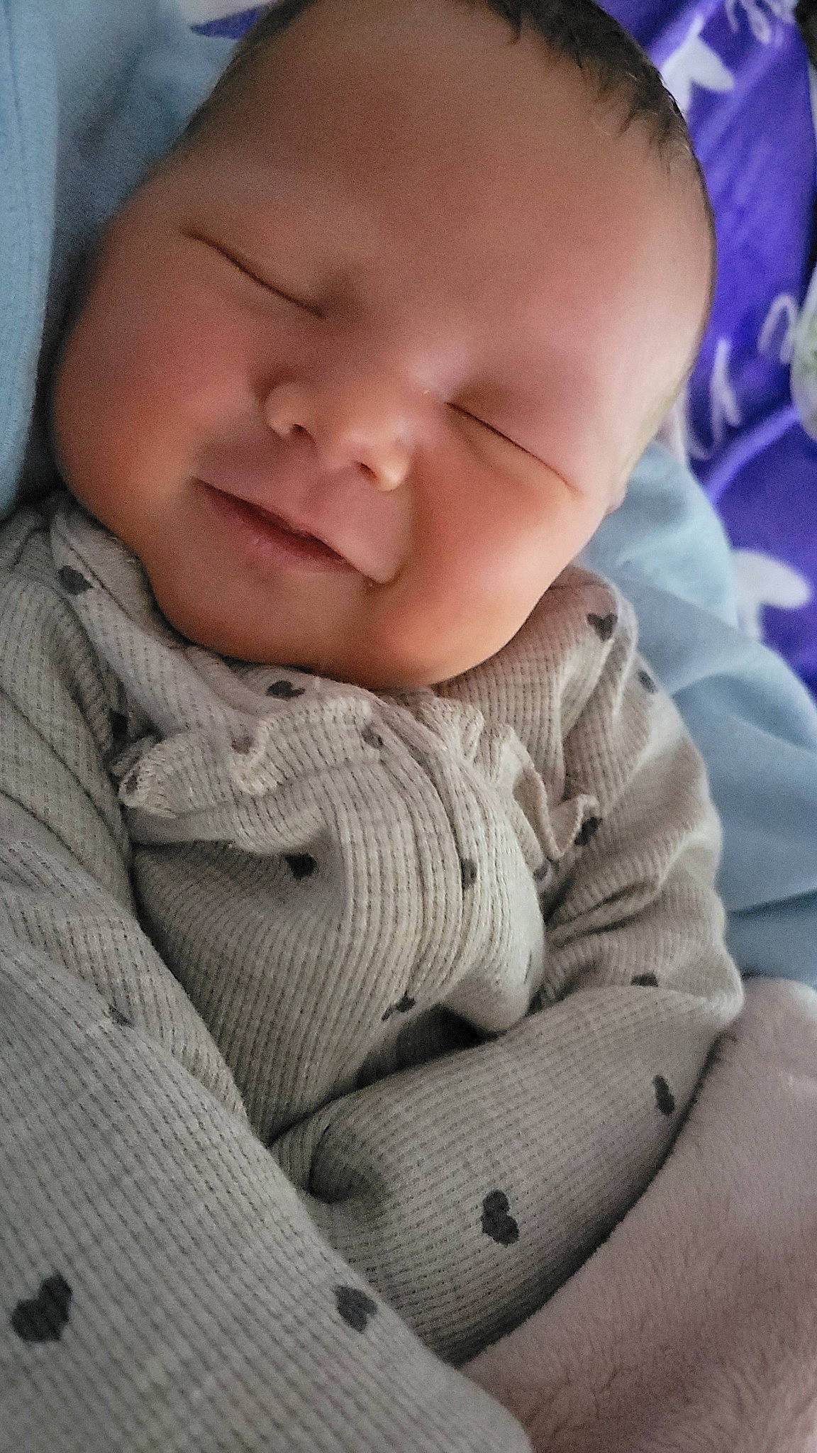 Hope is registered to the contest to win money with this photo: baby, baby_toddler_clothing, beauty, cheek, child, chin, collar, comfort, grass, happy, iris, lip, mouth, nose, pattern, person, sitting, skin, sleeve, smile