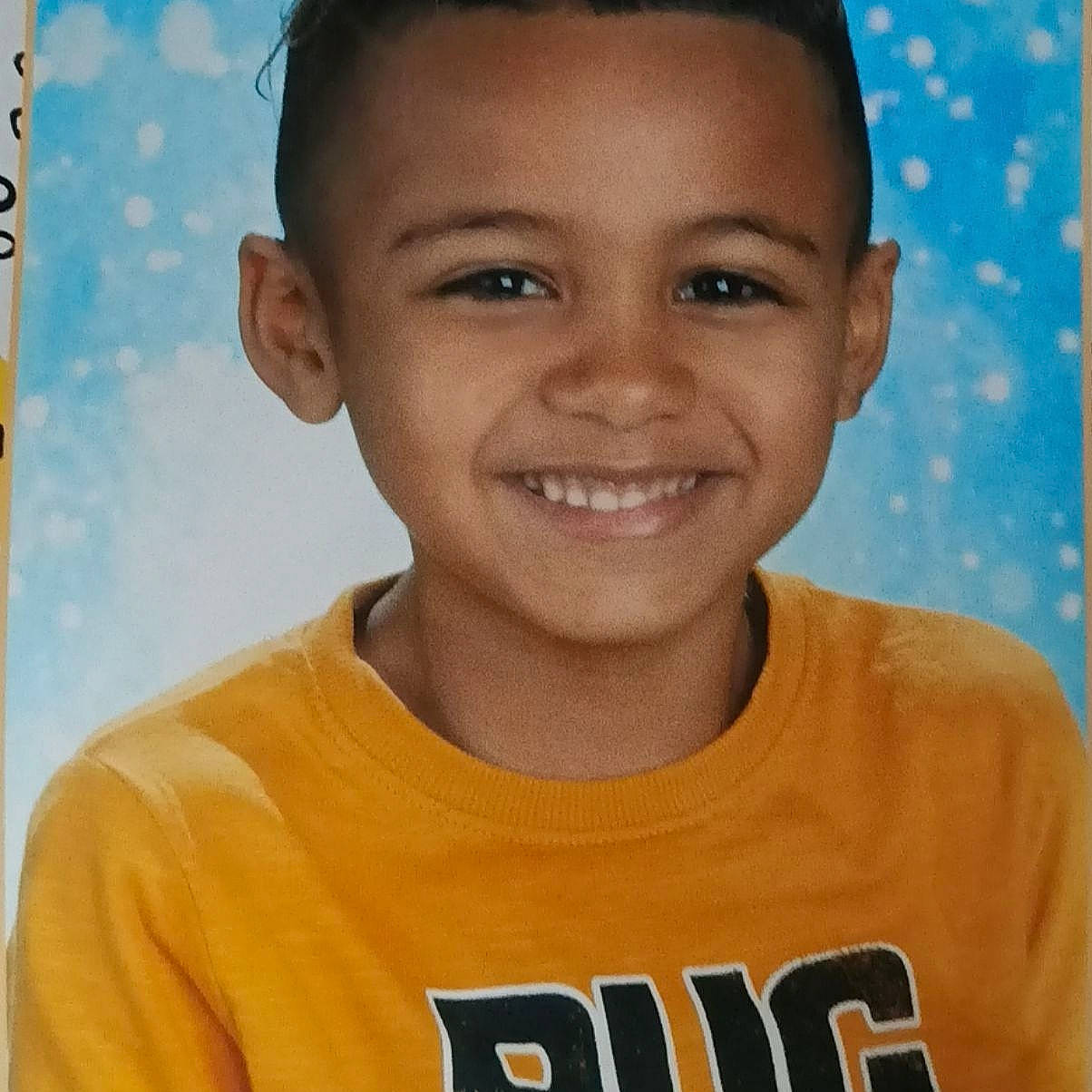 Noha a rejoint le concours — aidez-le/la à gagner de superbes lots ! child, chin, eyebrow, face, forehead, happy, head, joy, person, smile