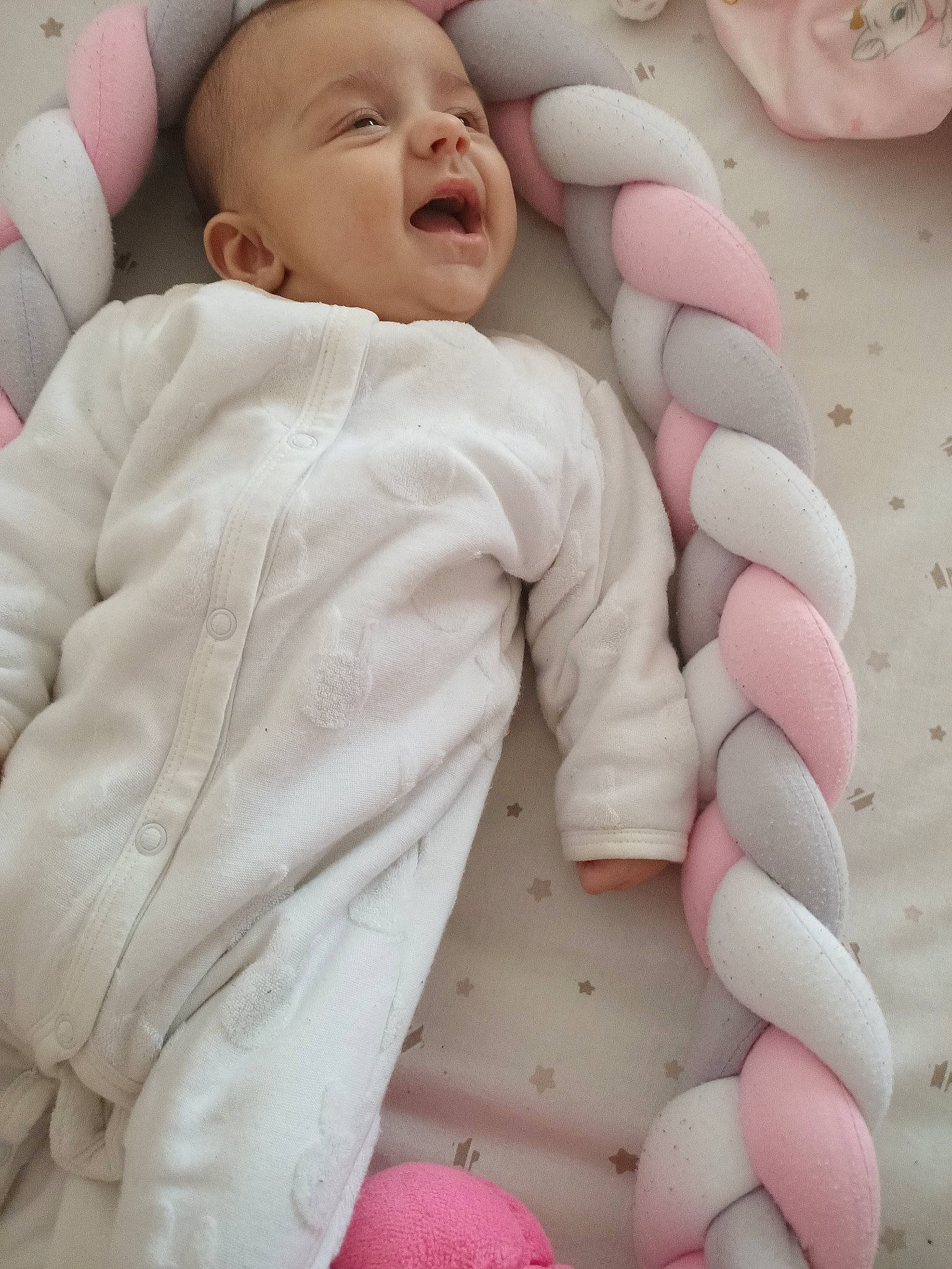 Soheïla a rejoint le concours — aidez-le/la à gagner de superbes lots ! baby, baby_products, baby_sleeping, cheek, child, mouth, person, pink, product, skin, sleep, smile, toddler