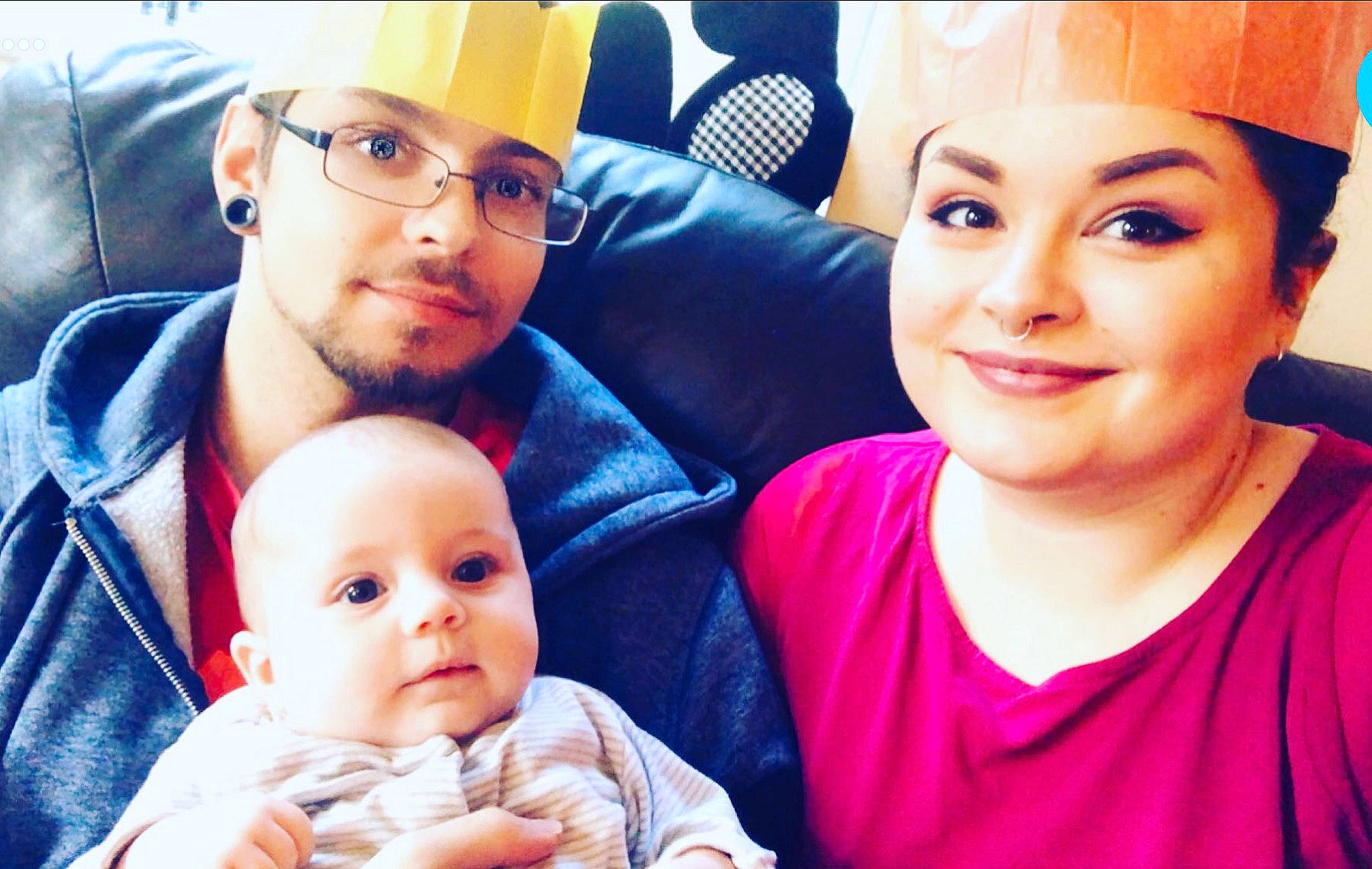 Peggy is registered to the contest to win money with this photo: baby, birth, child, daughter, face, family, father, happy, joy, love, mother, people, person, photography, selfie, smile, toddler