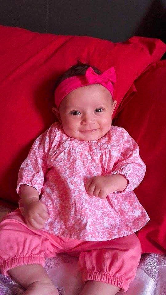 Lena a rejoint le concours — aidez-le/la à gagner de superbes lots !