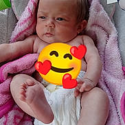 Jackiyah is registered to the contest to win money with this photo: applique, baby, bed, blanket, bodypart, cushion, face, finger, furniture, hand, head, homedecor, newborn, person, photography, portrait, quilt, sleeping, towel, toy