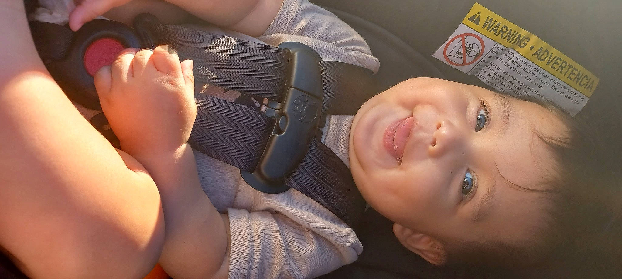 Kai is registered to the contest to win money with this photo: chest, child, comfort, cool, eyebrow, eyelash, eyewear, gesture, happy, hat, head, headgear, human_body, lip, mouth, neck, person, skin, sunglasses, thumb