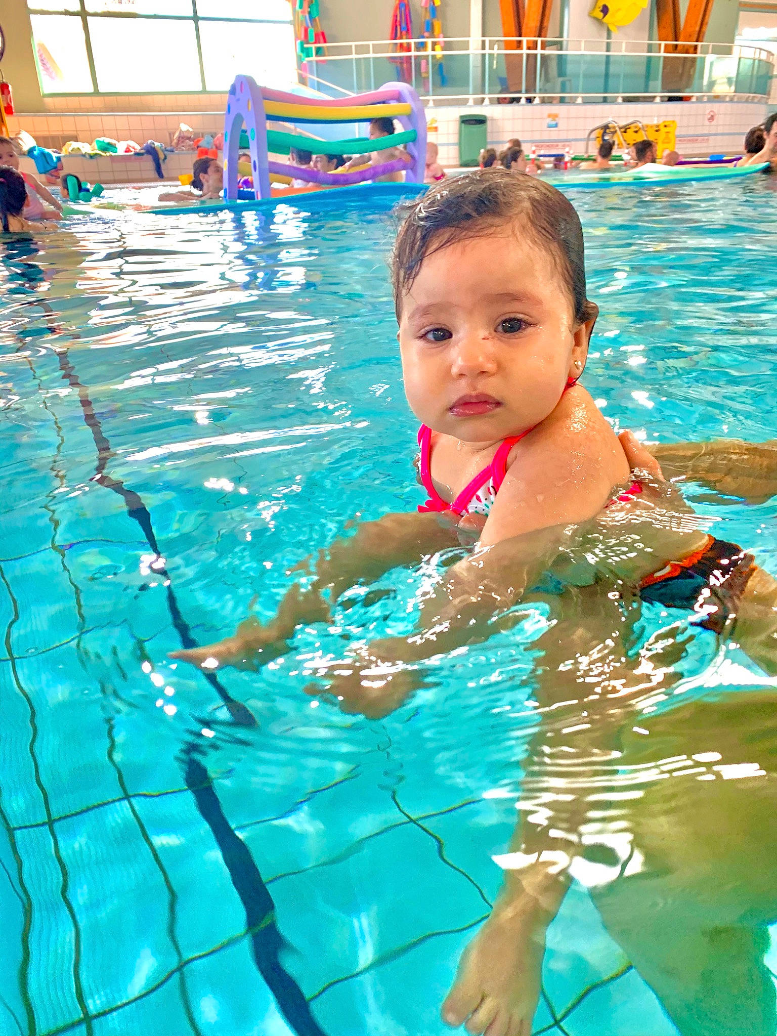 Amanda a rejoint le concours — aidez-le/la à gagner de superbes lots ! blurred, child, fun, leisure, leisure_centre, person, play, recreation, swimmer, swimming, swimming_pool, vacation, water