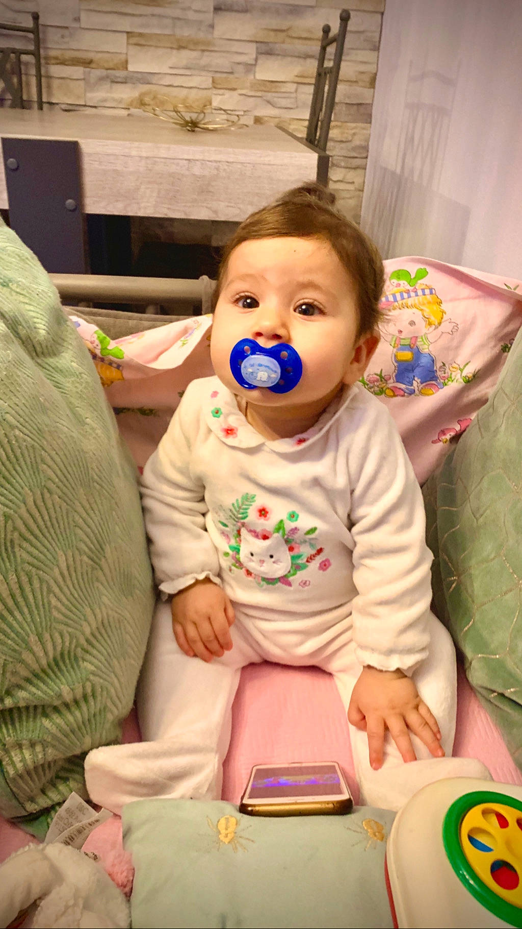 Amanda a rejoint le concours — aidez-le/la à gagner de superbes lots ! baby, child, person, play, toddler