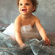 Lina participe au concours pour gagner de l'argent avec cette photo :