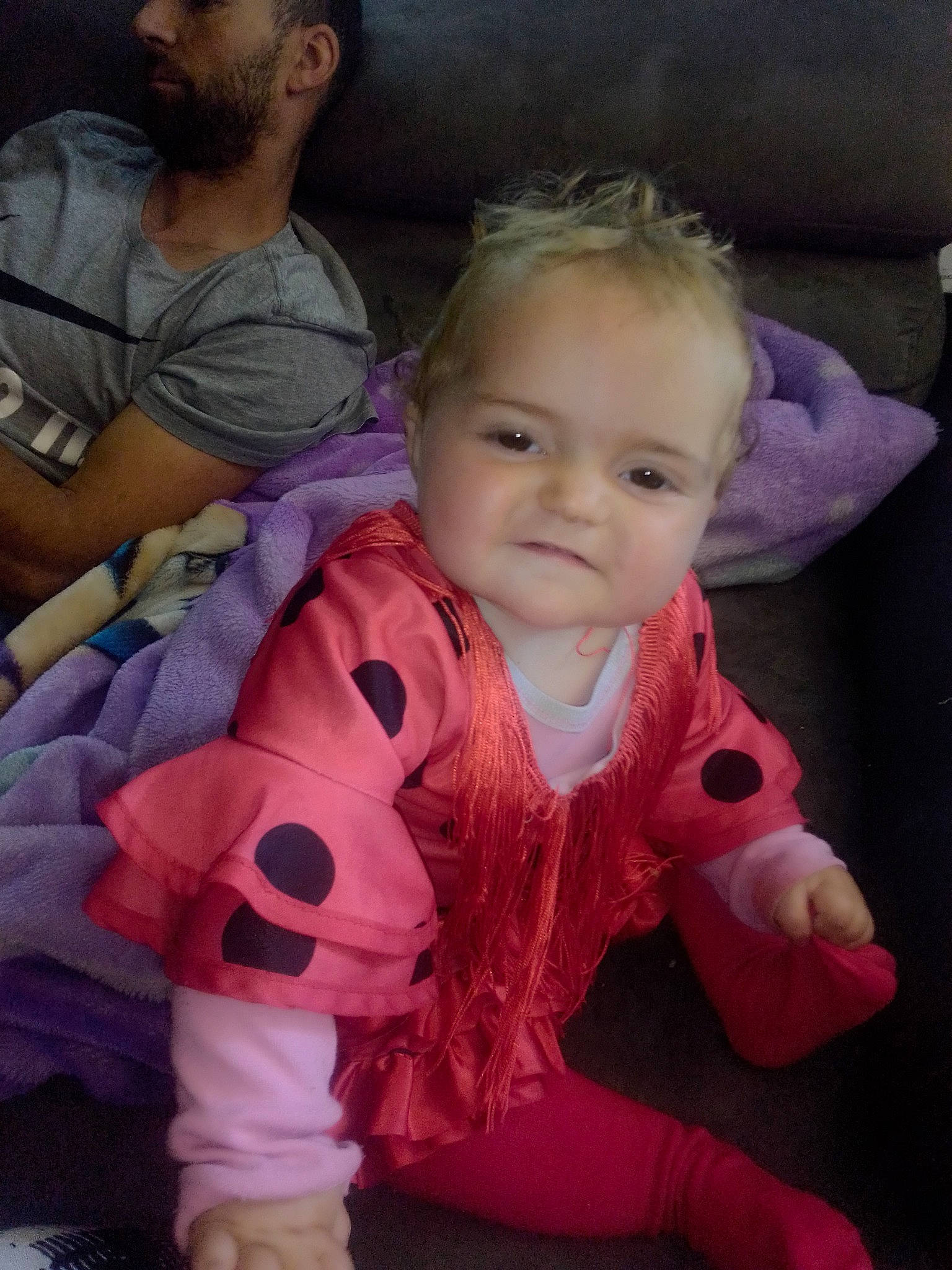 Ophely a rejoint le concours — aidez-le/la à gagner de superbes lots ! baby, cheek, child, eye, face, family, fun, head, human, iris, nose, people, person, pink, play, sibling, skin, smile, stuffed_toy, toddler