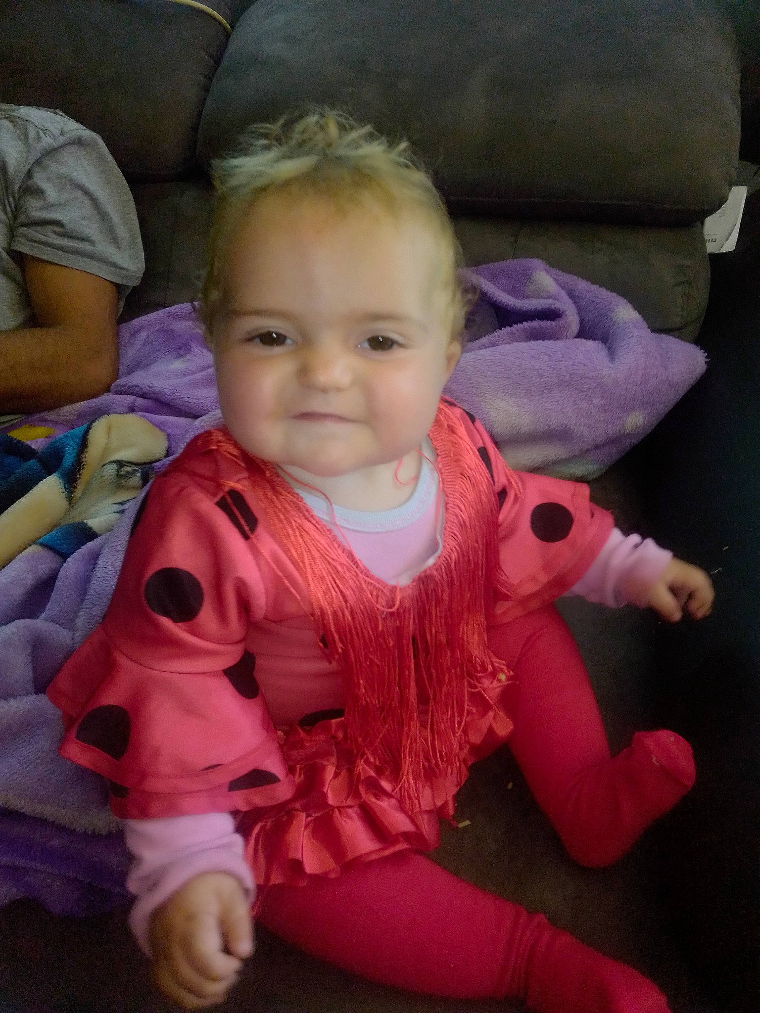 Ophely a rejoint le concours — aidez-le/la à gagner de superbes lots ! baby, cheek, child, eye, face, head, joy, mouth, nose, person, pink, sitting, skin, smile, toddler