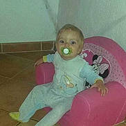 Léa participe au concours pour gagner de l'argent avec cette photo :