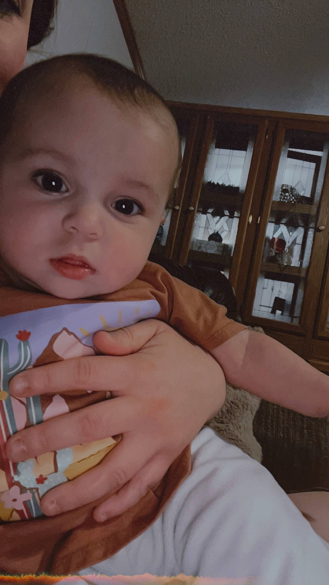 Ellianna is registered to the contest to win money with this photo: cheek, chest, chin, door, ear, eyebrow, eyelash, finger, gesture, iris, lip, mouth, nail, neck, nose, person, skin, thumb, toddler, trunk