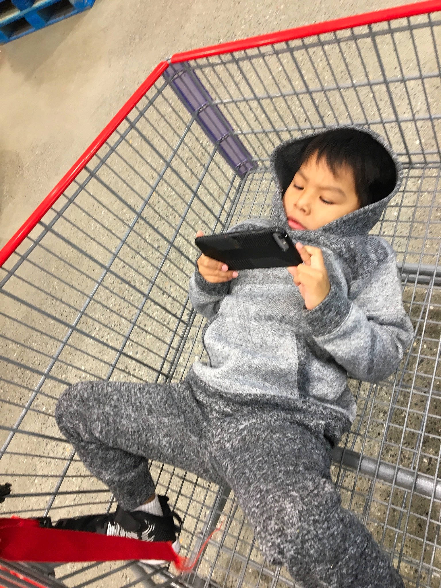 Fernando is registered to the contest to win money with this photo: child, leisure, net, person