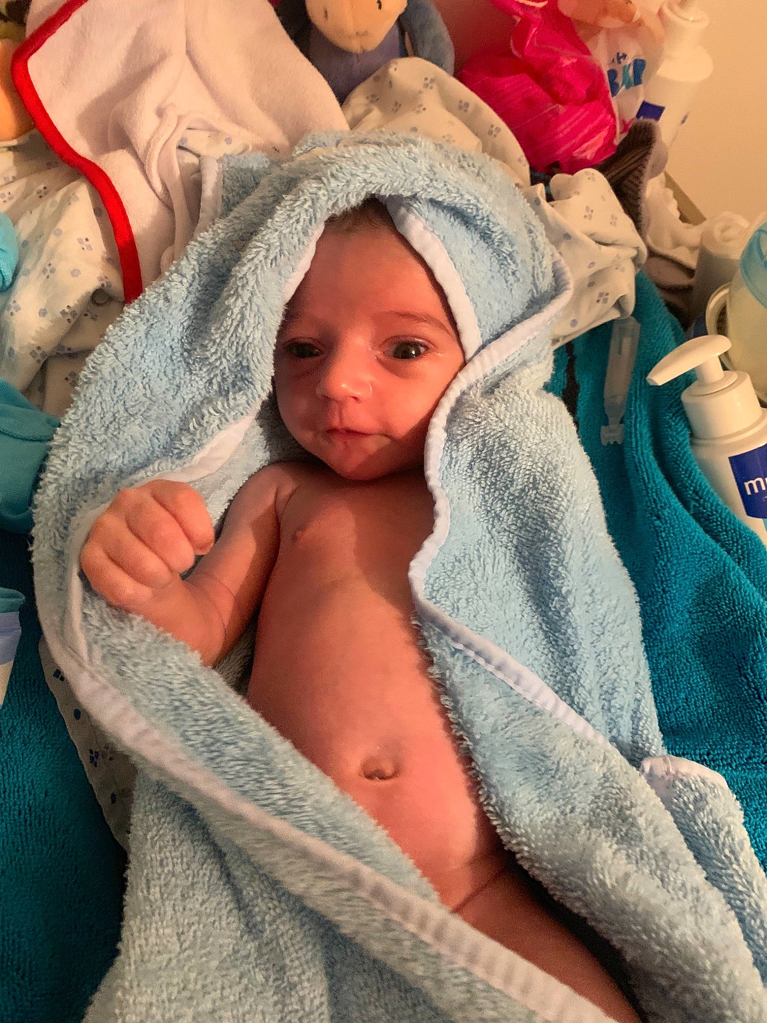 ézéckyel a rejoint le concours — aidez-le/la à gagner de superbes lots ! baby, birth, child, linens, person, textile, towel