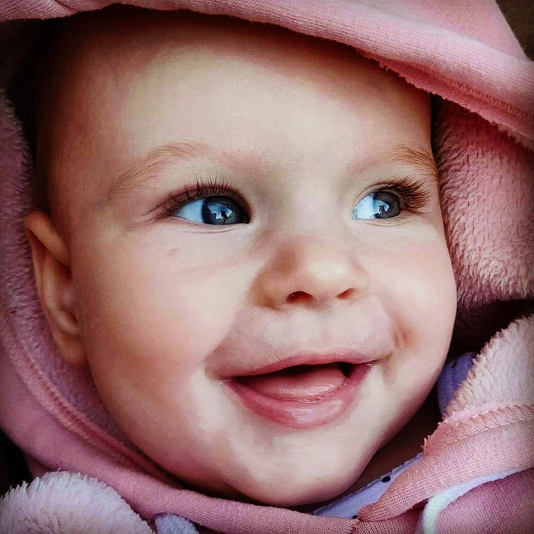 Paulina is registered to the contest to win money with this photo: baby, baby_making_funny_faces, beauty, cheek, child, chin, close_up, eye, eyebrow, face, facial_expression, forehead, head, lip, mouth, nose, organ, person, skin, smile