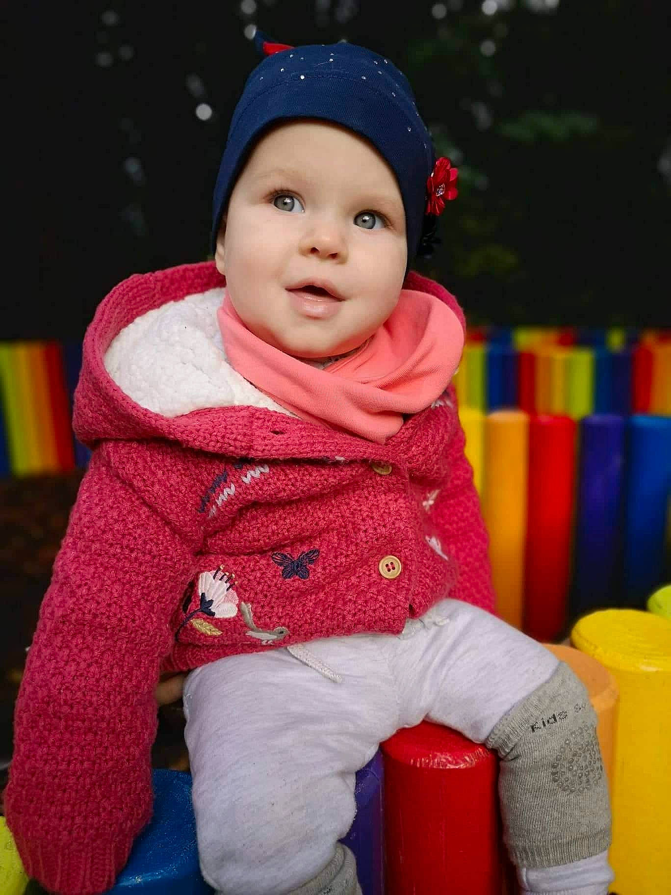 Paulina is registered to the contest to win money with this photo: baby, beauty, cheek, child, child_model, fun, knit_cap, lip, person, pink, play, sitting, skin, smile, toddler