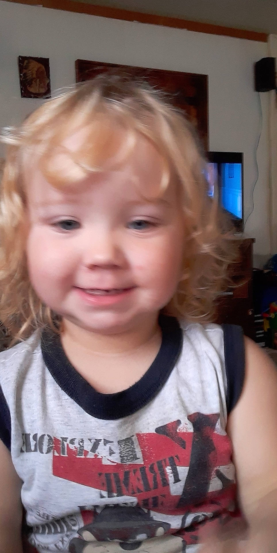 Brynley is registered to the contest to win money with this photo: blond, cheek, child, chin, ear, eyebrow, face, facial_expression, forehead, fun, hair, hairstyle, head, joy, lip, mouth, nose, person, skin, smile