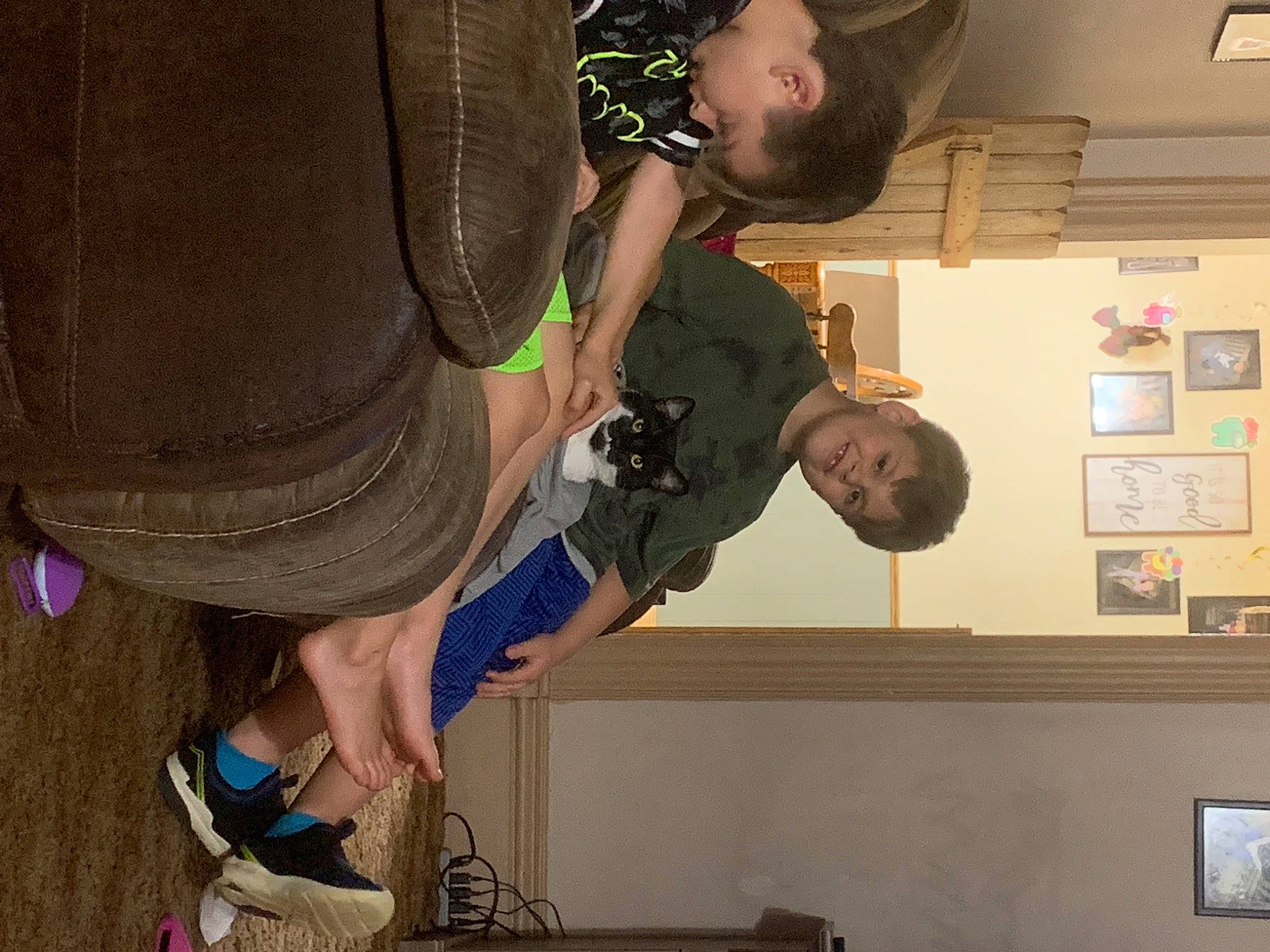 Gabriel joined the competition — help win amazing prizes! backpack, bag, elbow, event, fashion_accessory, fun, hat, helmet, human_leg, joint, joy, knee, luggage_and_bags, military_person, pattern, person, personal_protective_equipment, picture_frame, room, sandal