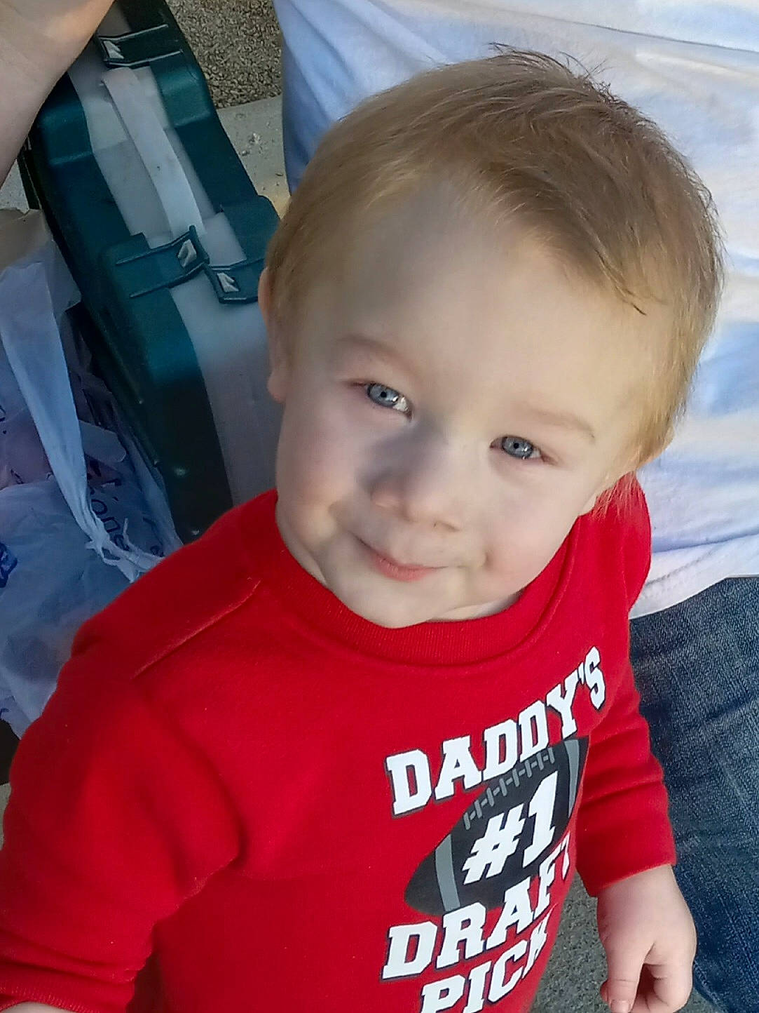 Jayden is registered to the contest to win money with this photo: baby_toddler_clothing, cheek, ear, eye, eyebrow, eyelash, forehead, hair, hairstyle, happy, head, iris, lip, mouth, neck, nose, person, skin, sleeve, smile