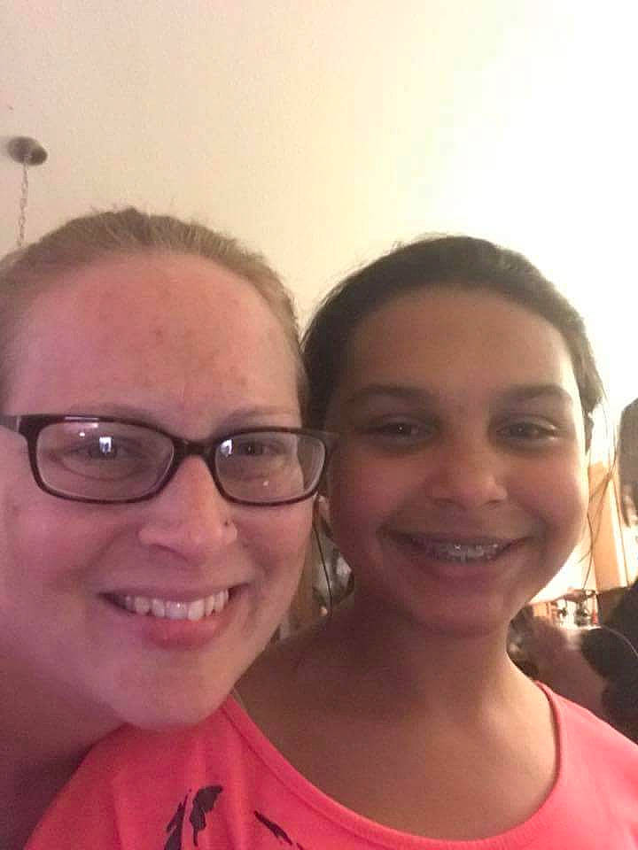 Jasmine is registered to the contest to win money with this photo: cheek, chin, eye, eyebrow, eyewear, face, facial_expression, forehead, friendship, fun, glasses, hair, head, joy, lip, nose, people, person, photography, selfie