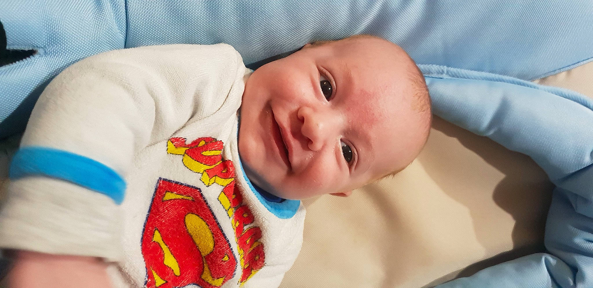 Brandon participe au concours pour gagner de l'argent avec cette photo : baby_toddler_clothing, cheek, chin, comfort, eye, eyebrow, face, facial_expression, head, human_body, iris, joy, lip, mouth, neck, nose, person, product, skin, sleeve