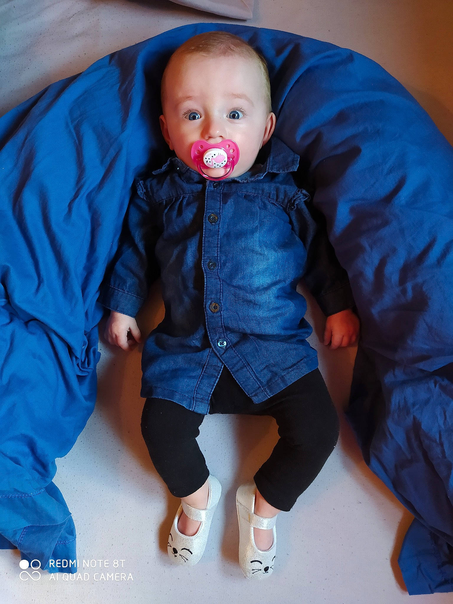 Jodie participe au concours pour gagner de l'argent avec cette photo : baby, baby_toddler_clothing, blue, cheek, child, eye, head, jacket, outerwear, person, sitting, skin, sleeve, standing, toddler