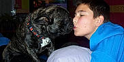 Gus participe au concours pour gagner de l'argent avec cette photo :