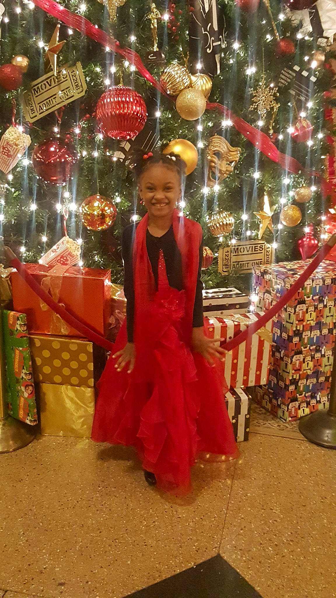 D'Ari joined the competition — help win amazing prizes! christmas, christmas_decoration, christmas_tree, dress, event, fun, girl, holiday, joy, person, temple, tradition
