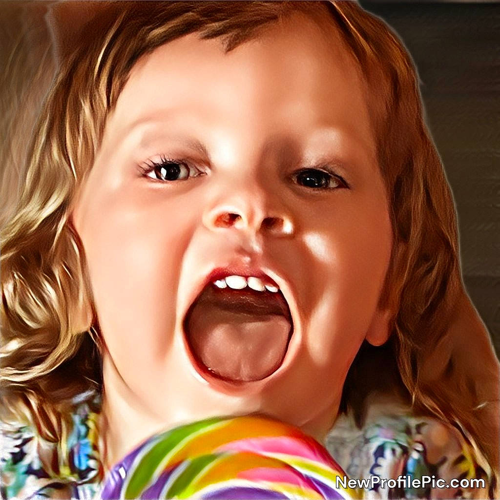 Jesslynn is registered to the contest to win money with this photo: cheek, chin, ear, eyebrow, eyelash, face, facial_expression, hair, happy, head, human_body, iris, jaw, lip, mouth, neck, nose, person, skin, tongue