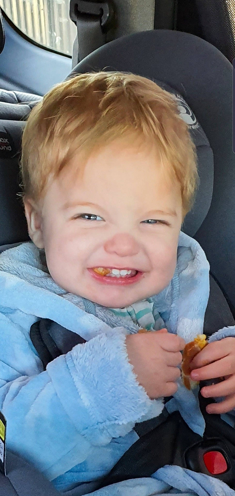 Cruz is registered to the contest to win money with this photo: baby, cheek, child, eye, face, facial_expression, finger, joy, lip, nose, person, skin, smile, toddler