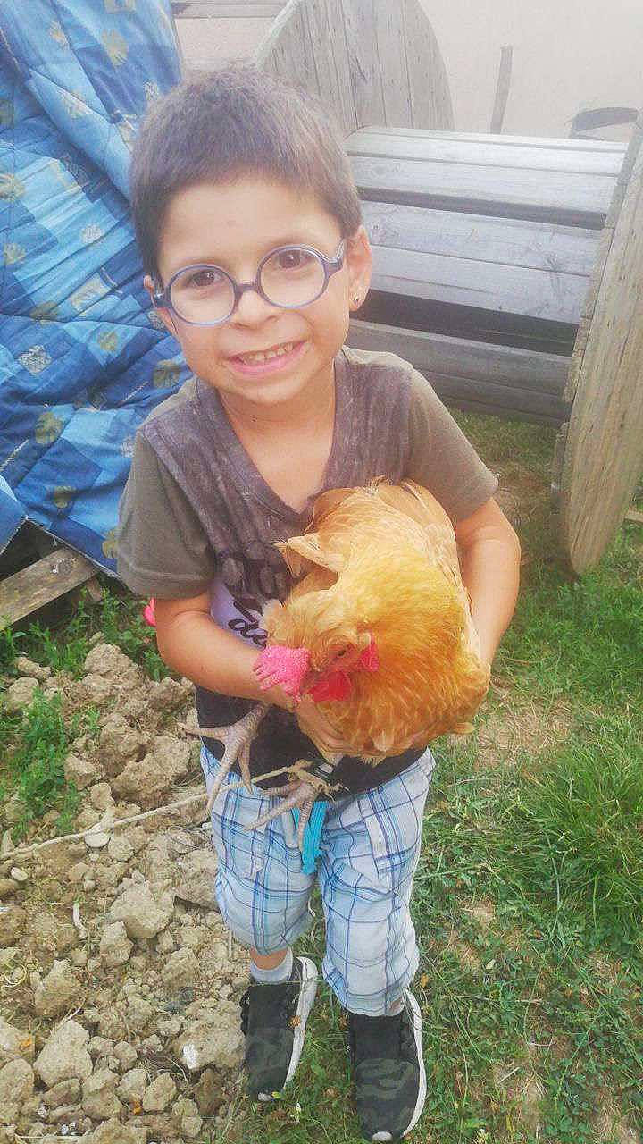 Randall a rejoint le concours — aidez-le/la à gagner de superbes lots ! joy, person, plant, toddler