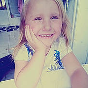 Eïva participe au concours pour gagner de l'argent avec cette photo :