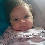 Elena participe au concours pour gagner de l'argent avec cette photo :