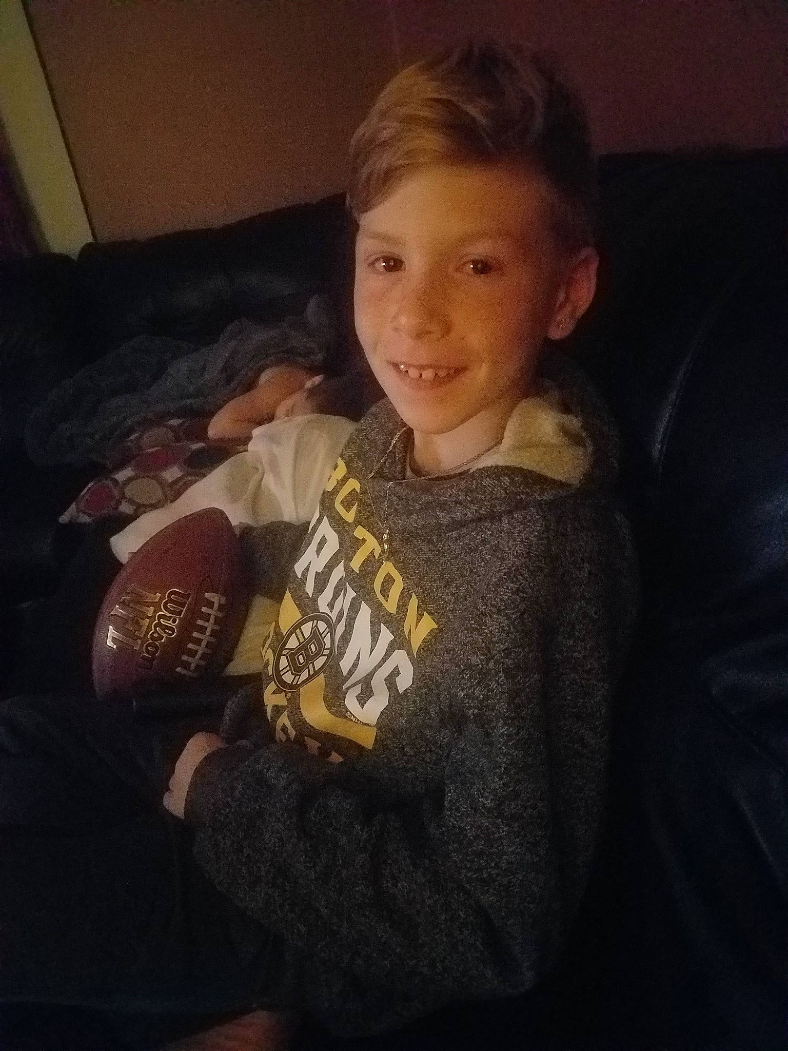 Charlie is registered to the contest to win money with this photo: arm, baby, cheek, child, cloud, cool, eye, face, furniture, head, human, iris, joy, muscle, night, nose, person, sitting, smile, sportswear