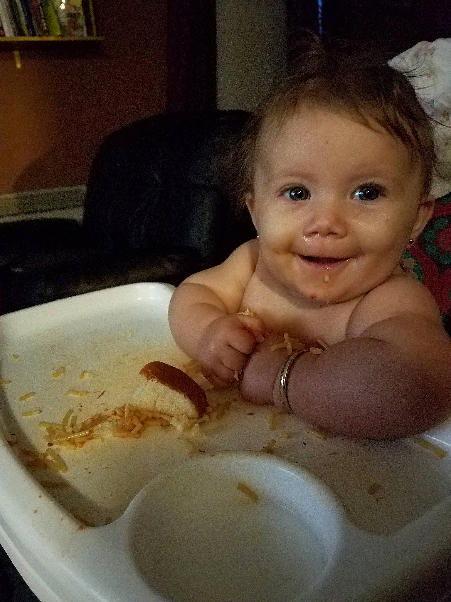 Lucianna is registered to the contest to win money with this photo: baby, baby_bathing, baby_food, breakfast, cheek, child, comfort_food, cuisine, dish, eating, face, food, joy, meal, person, skin, smile, toddler