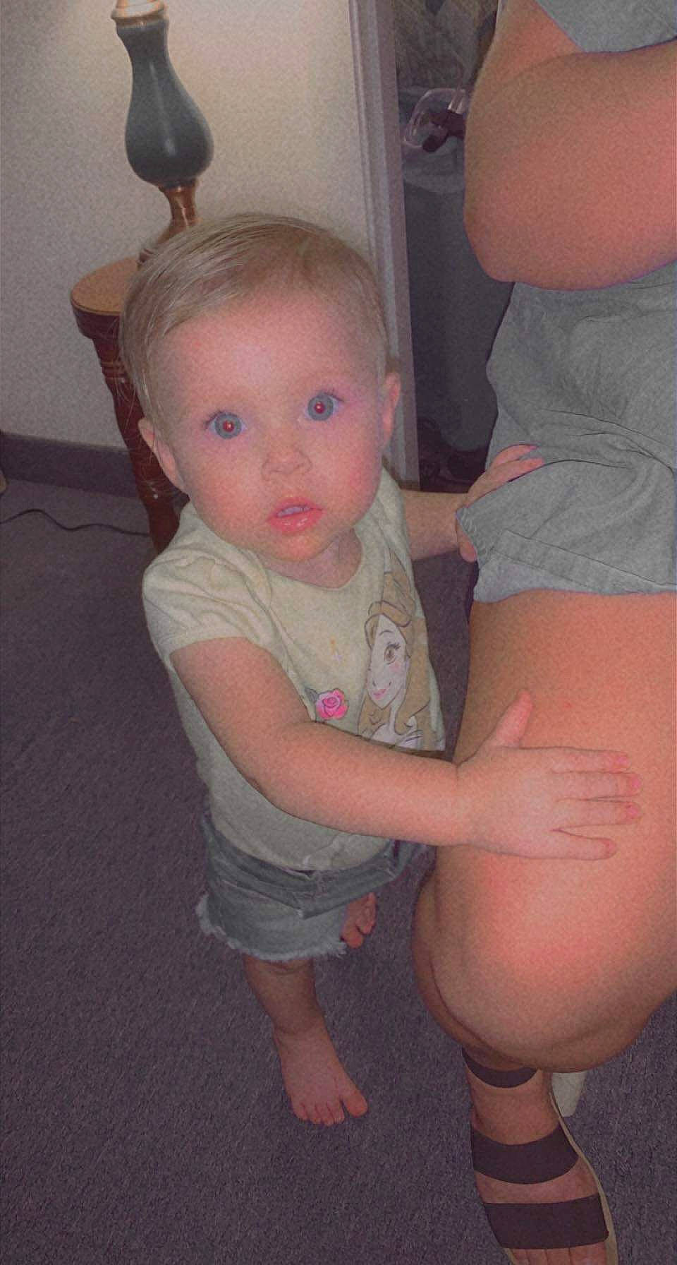 Jurnee is registered to the contest to win money with this photo: cheek, chest, elbow, facial_expression, finger, gesture, hairstyle, hand, human_body, joint, leg, mouth, neck, person, shorts, shoulder, skin, stomach, thigh, trunk