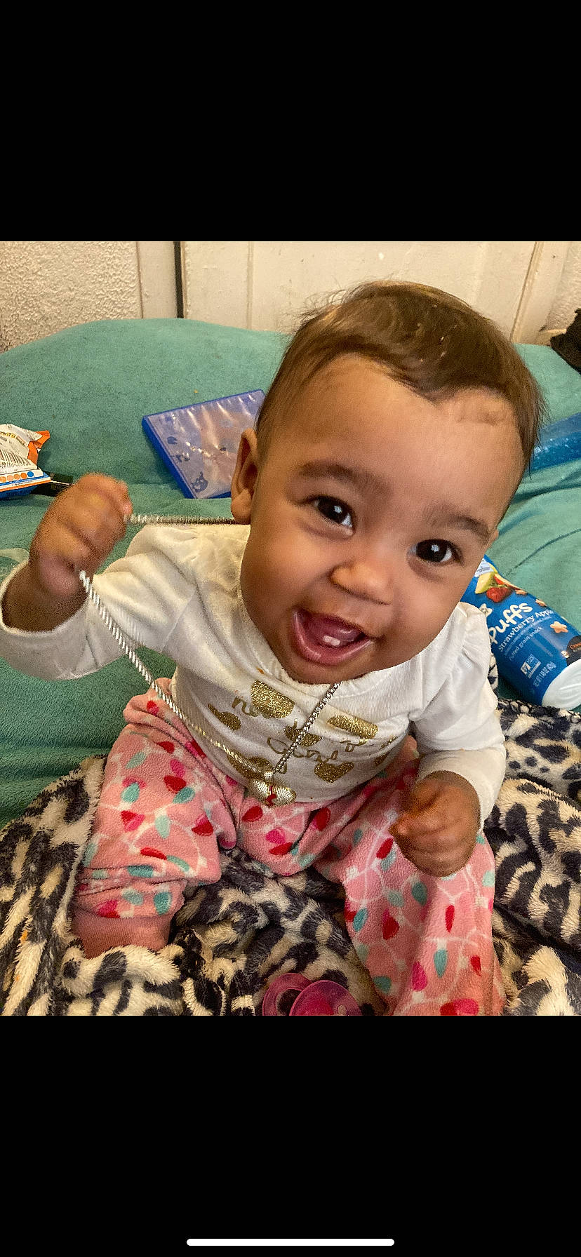 Gianna is registered to the contest to win money with this photo: baby_toddler_clothing, cheek, ear, eye, eyebrow, eyelash, face, facial_expression, finger, fun, hairstyle, happy, head, iris, mouth, nose, person, skin, sleeve, smile