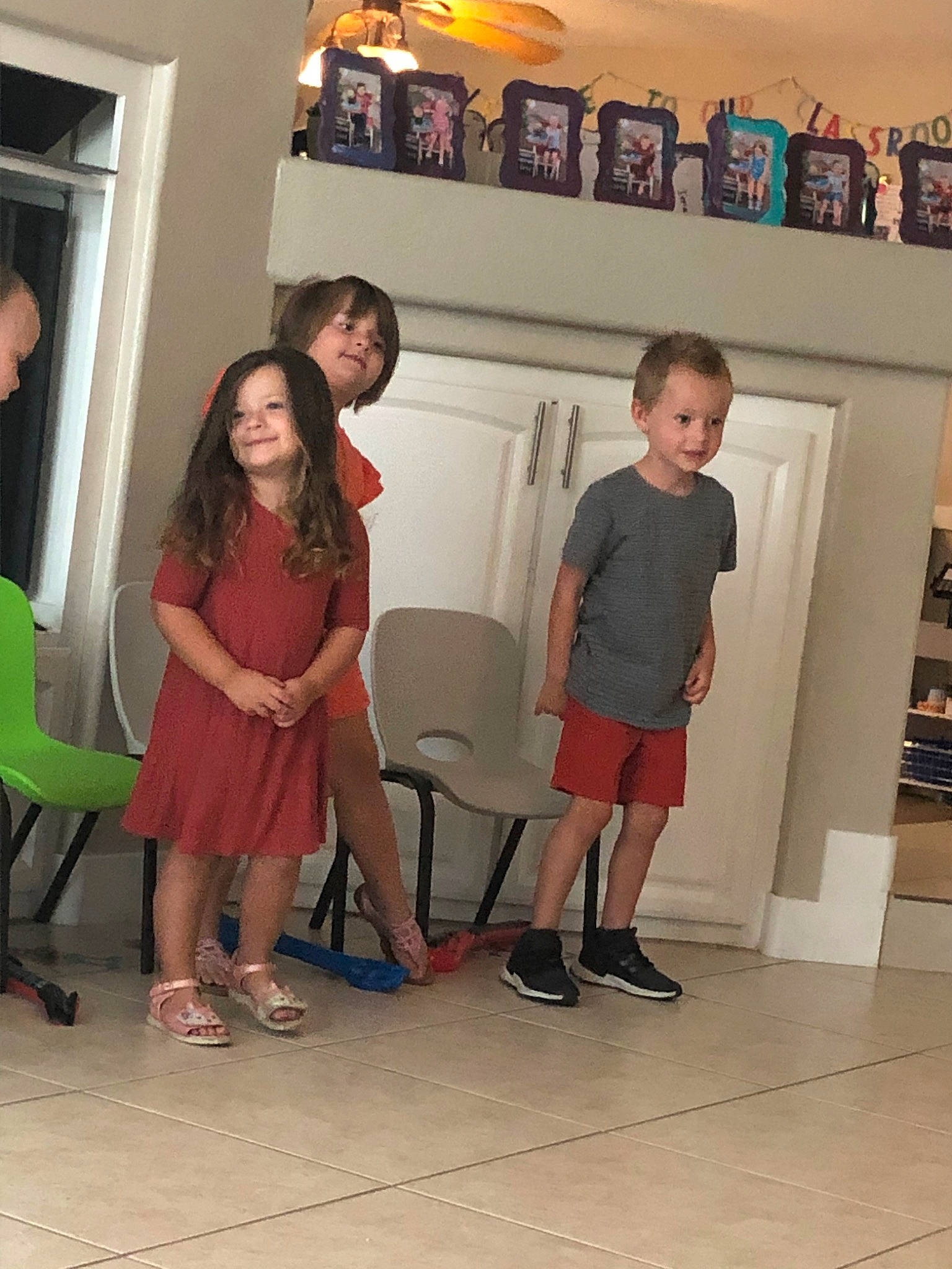 Scout is registered to the contest to win money with this photo: fun, joy, leg, person, room, shoulder, standing